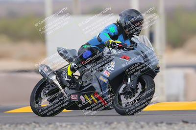 media/Sep-11-2022-SoCal Trackdays (Sun) [[81b7e951af]]/Turn 7 (1145am)/